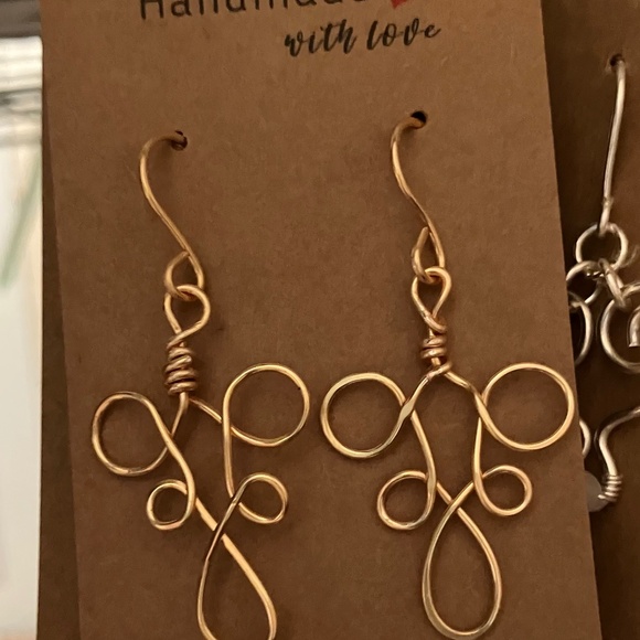 CELTIC STYLE EARRINGS - Picture 1 of 1